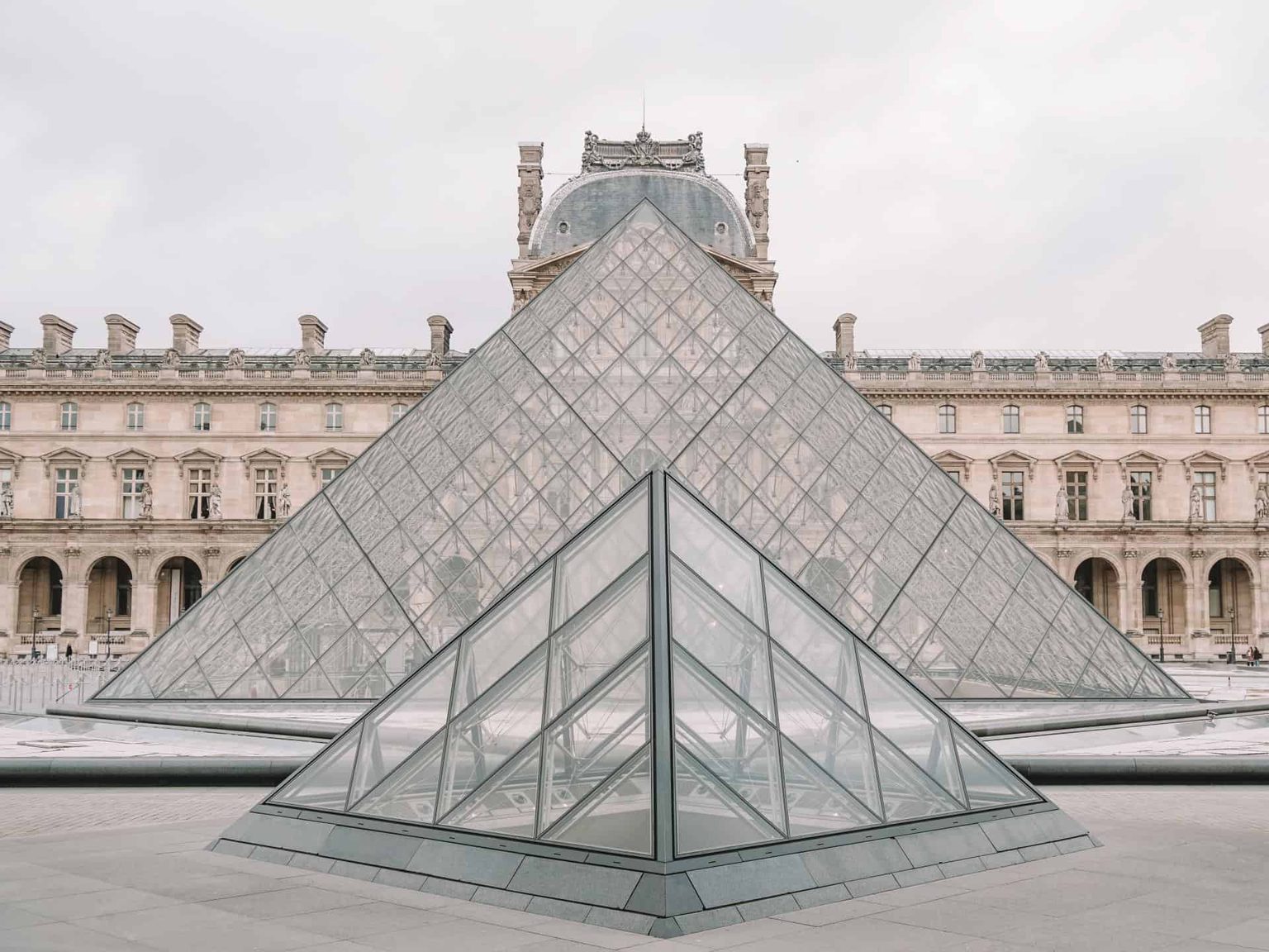 the Paris guy How to skip the line