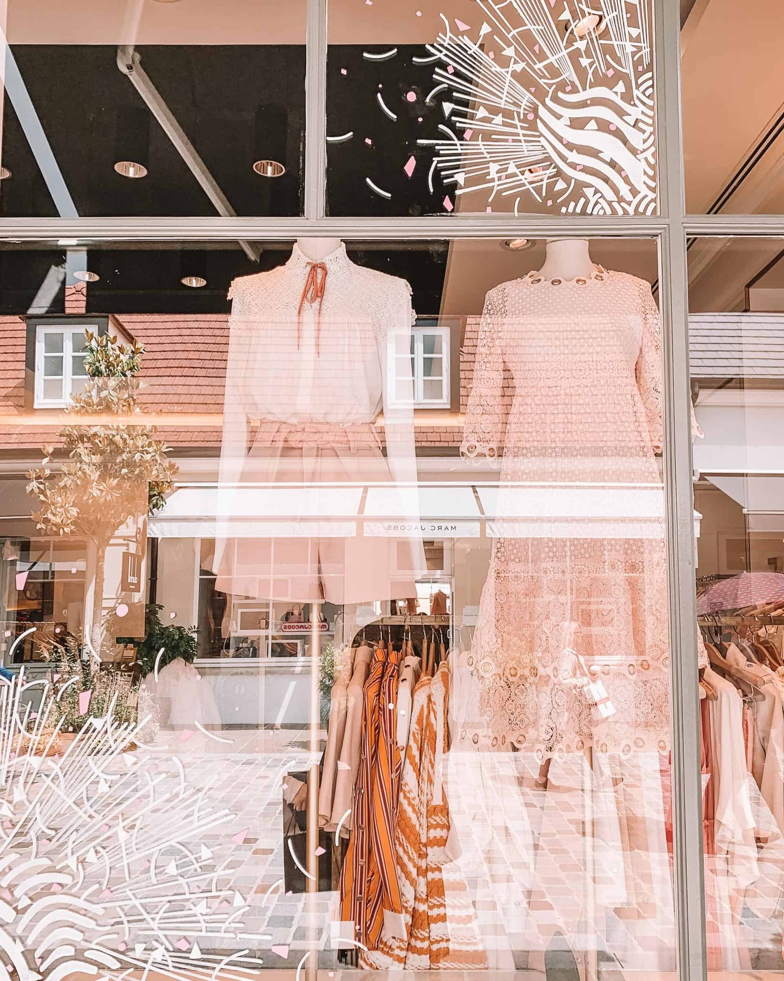 shopping at la vallee village