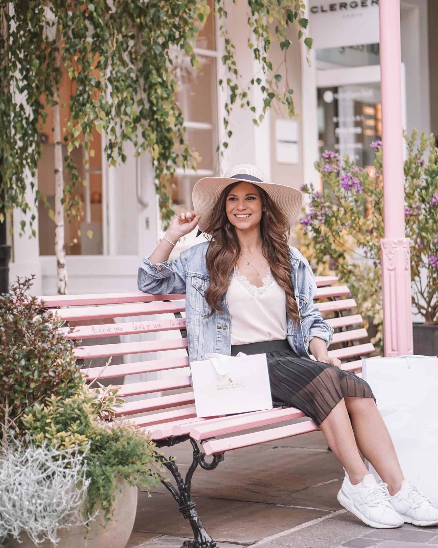 outlet shopping in paris