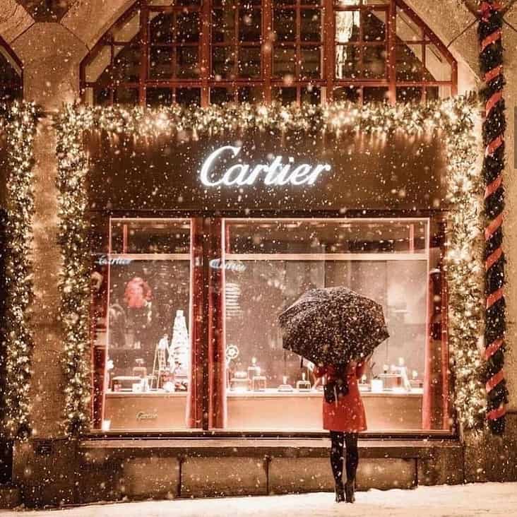 window shopping at cartier petite in paris