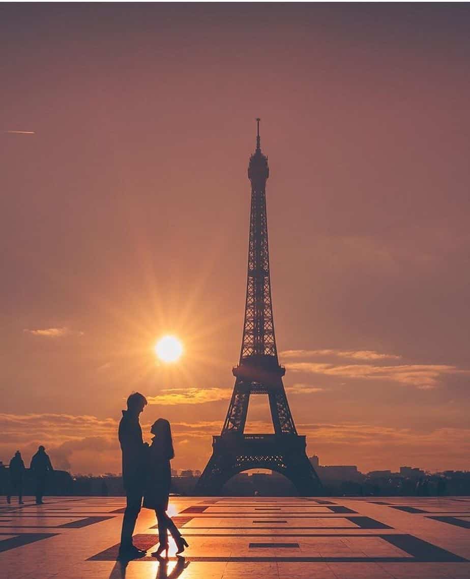 love in paris paris travel blogger