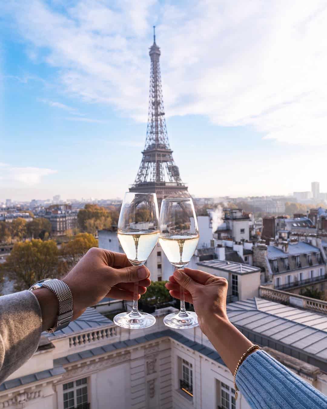View of the Shangri-La Paris Bar