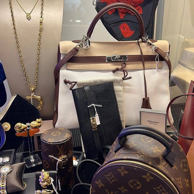 Luxury Vintage Shopping in Paris