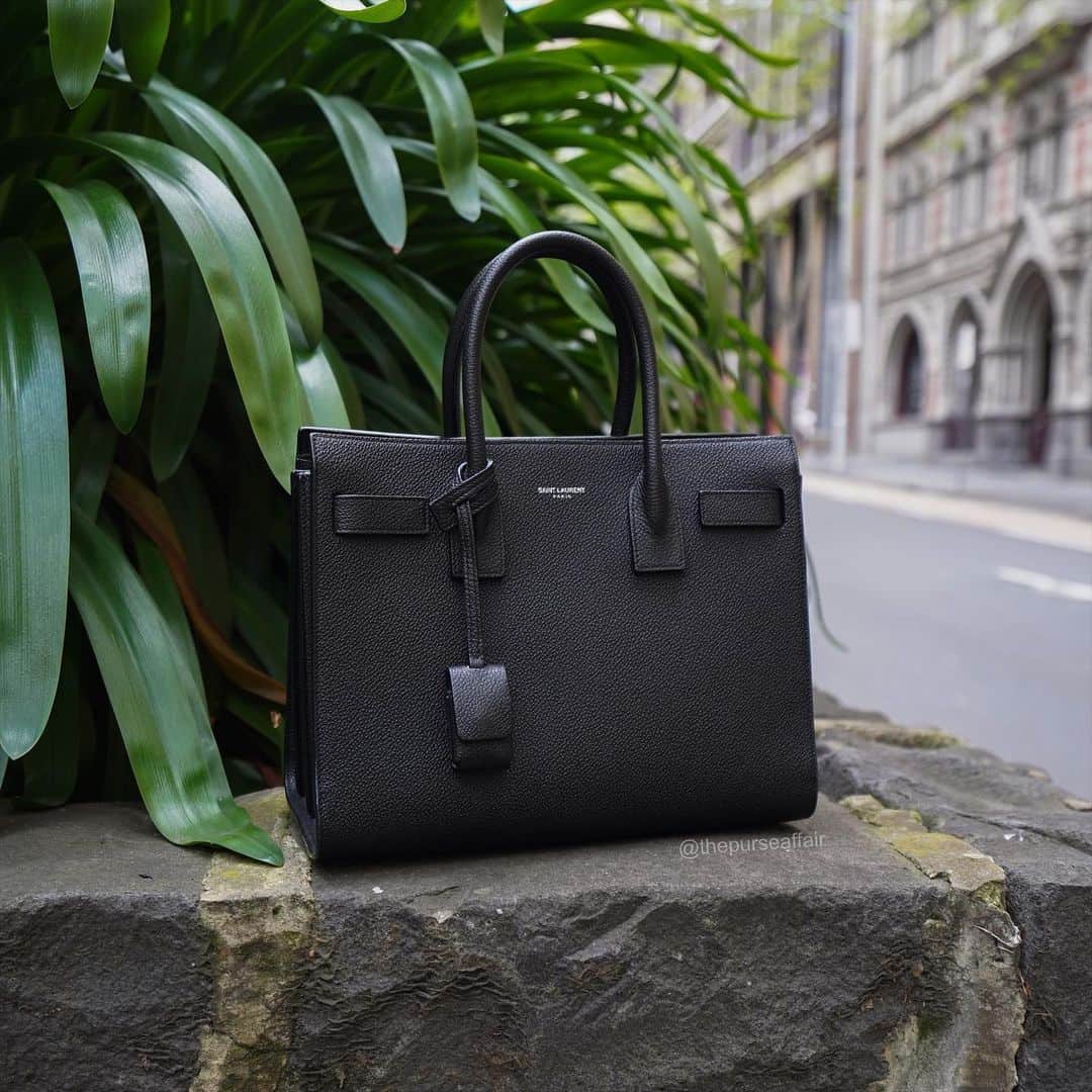 YSL SAC DE JOUR LARGE IN GRAINED LEATHER