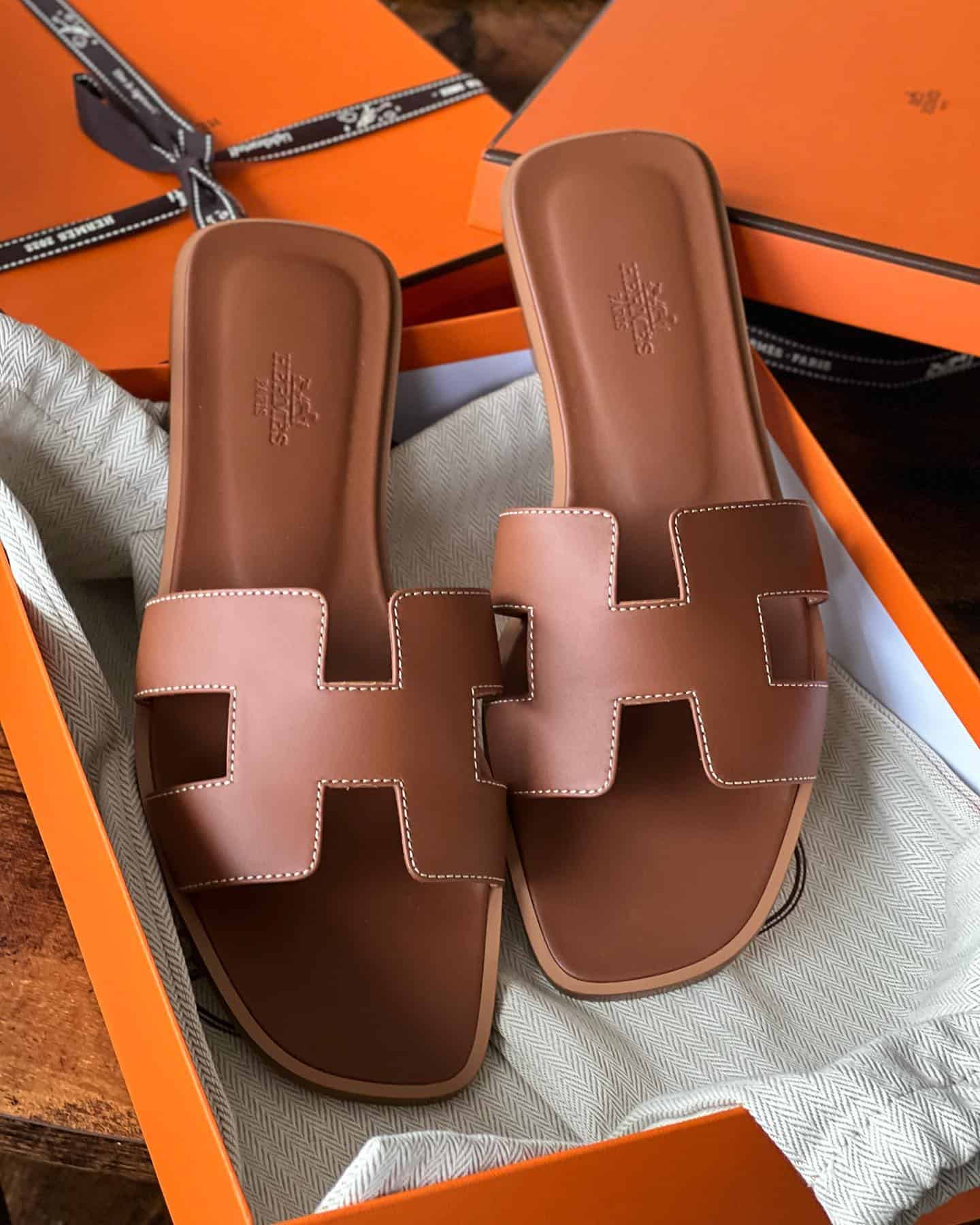 Hermes Oran Sandals in color gold