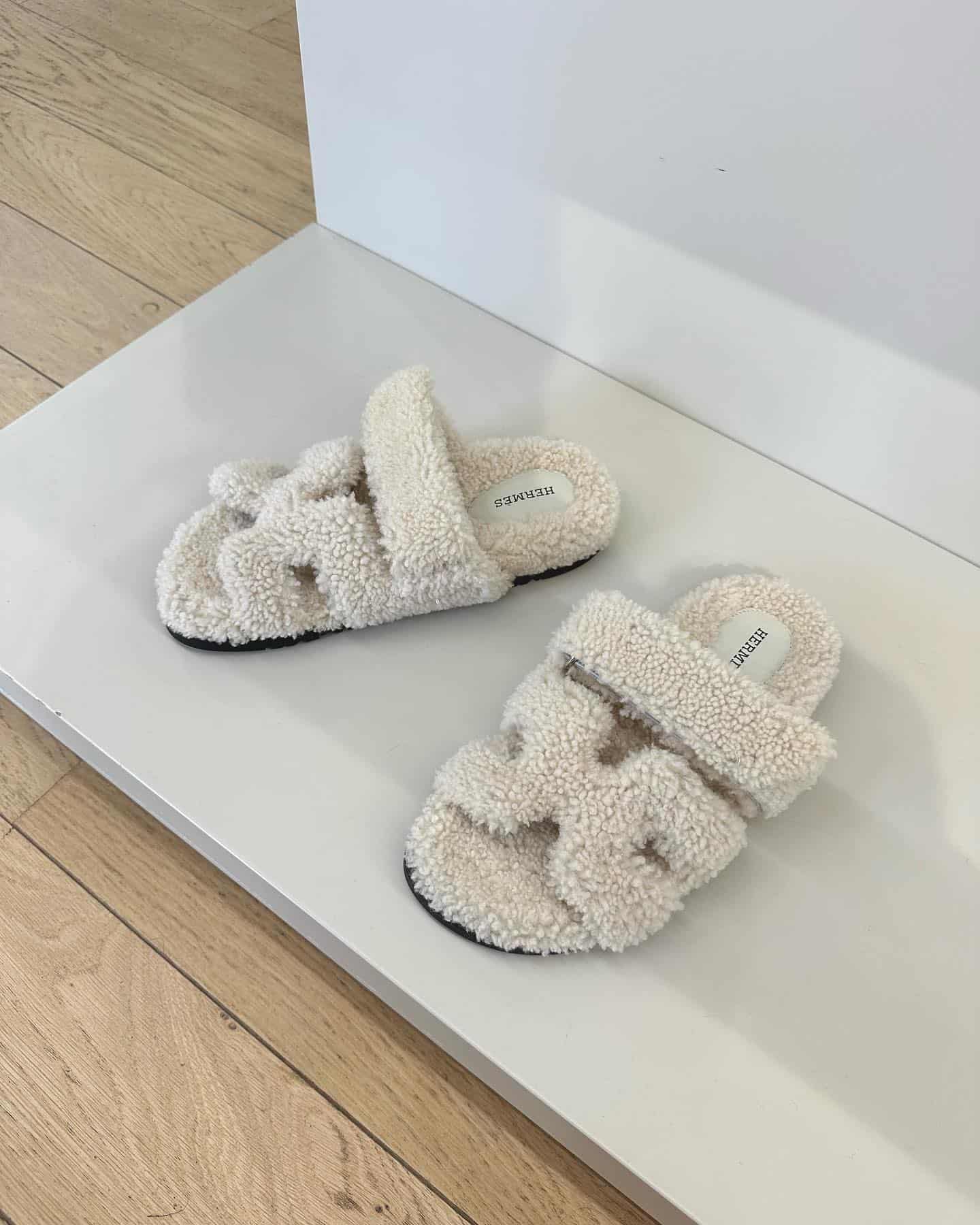 White Fur Hermes Chypre sandals