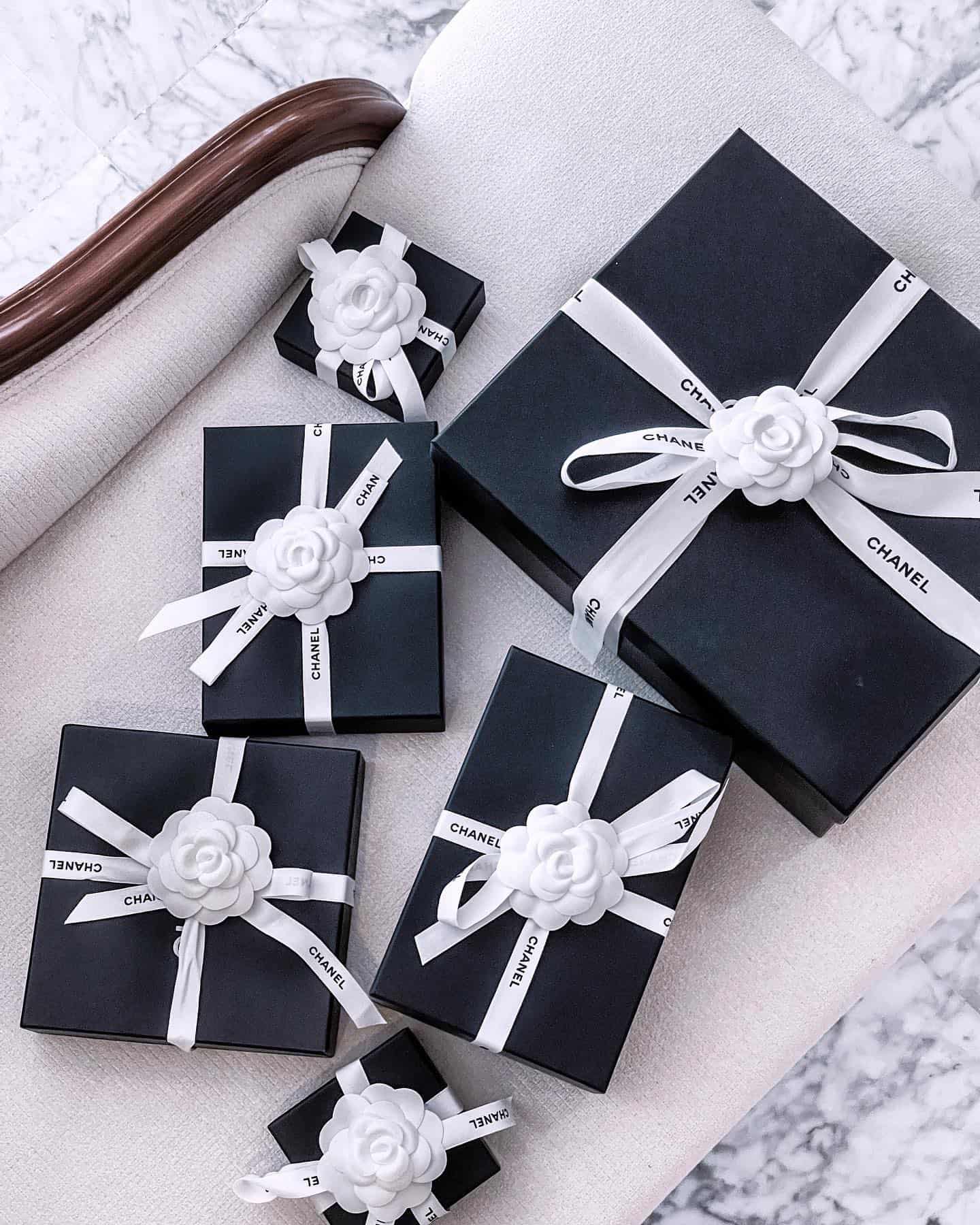 Chanel boxes tax refund process in Europe