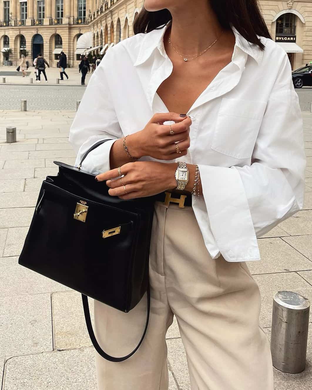 Black Hermes Kelly bag styled size 32