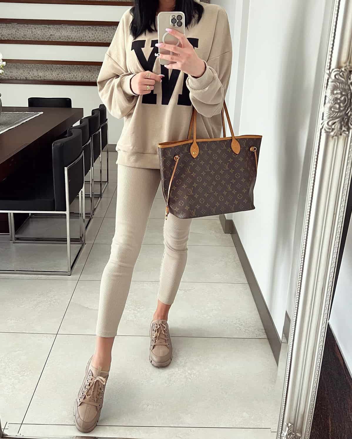 is the Louis Vuitton Neverfull worth the price