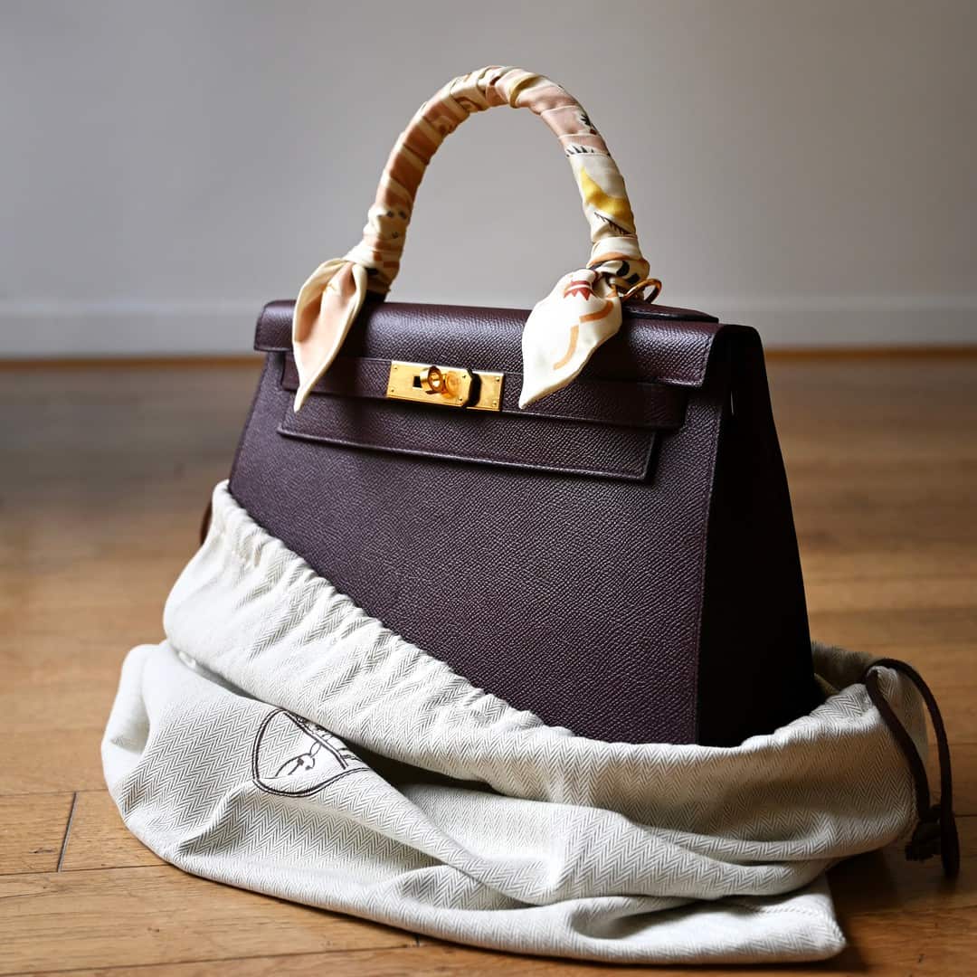 How to wear a Hermes scarf on a bag