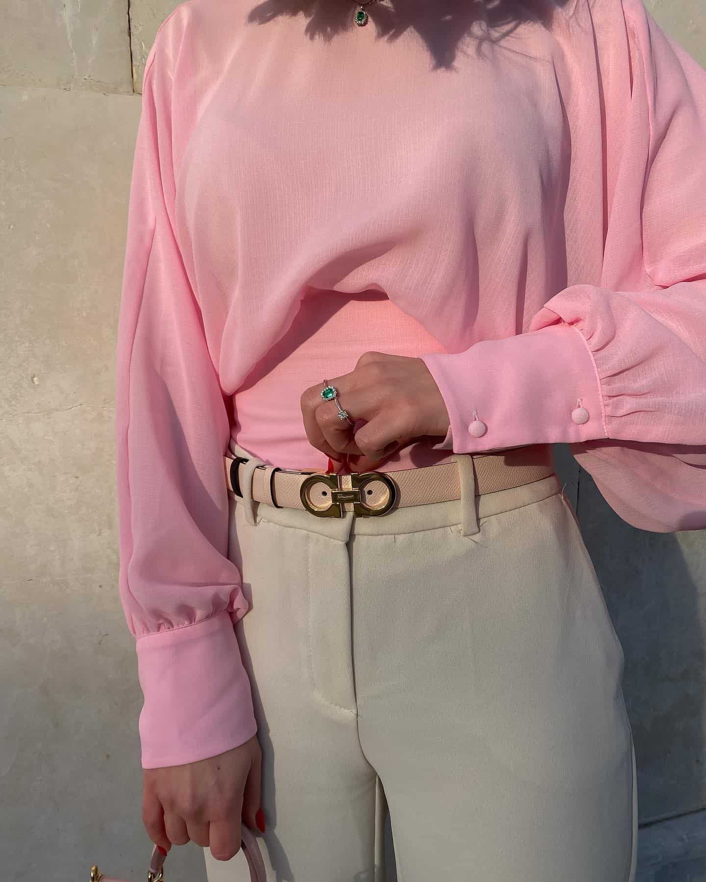 Ferragamo logo belt styled