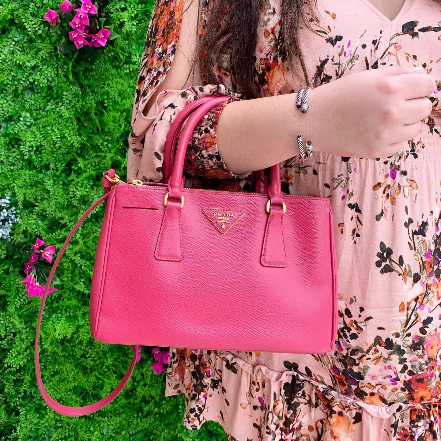 Prada Galleria Tote bag size small styled