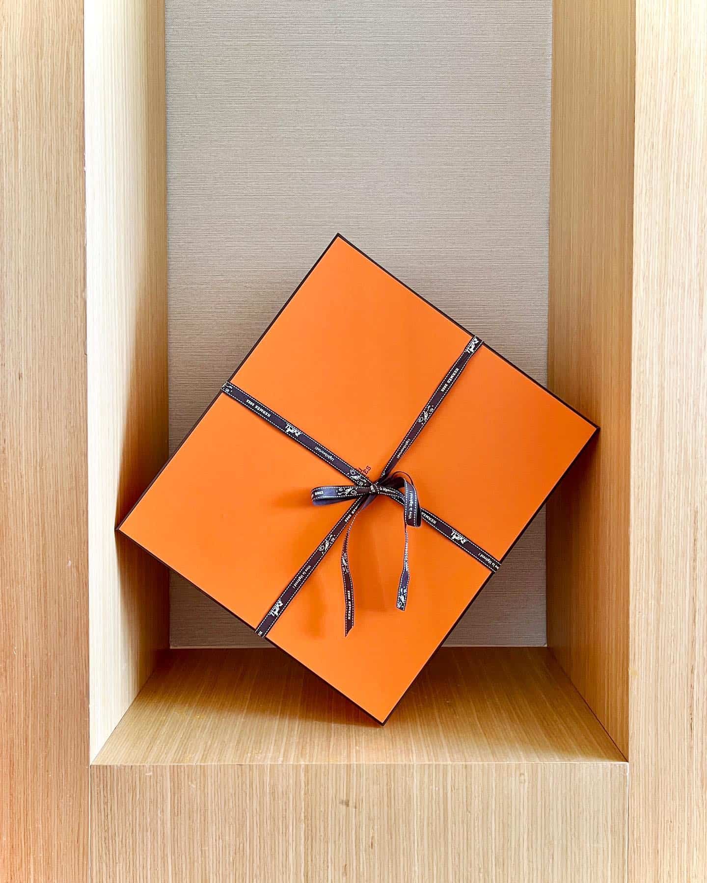 Where to buy discounted Hermes bags online