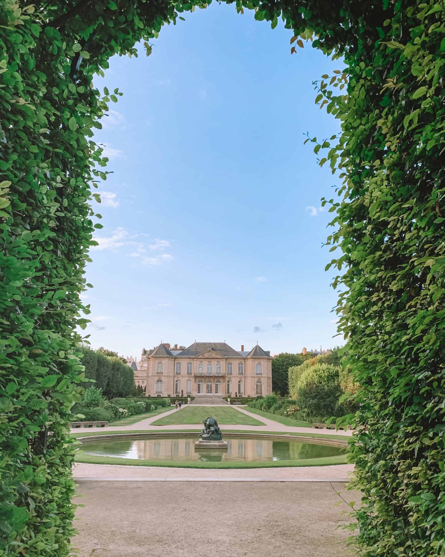 famous gardens in Paris
