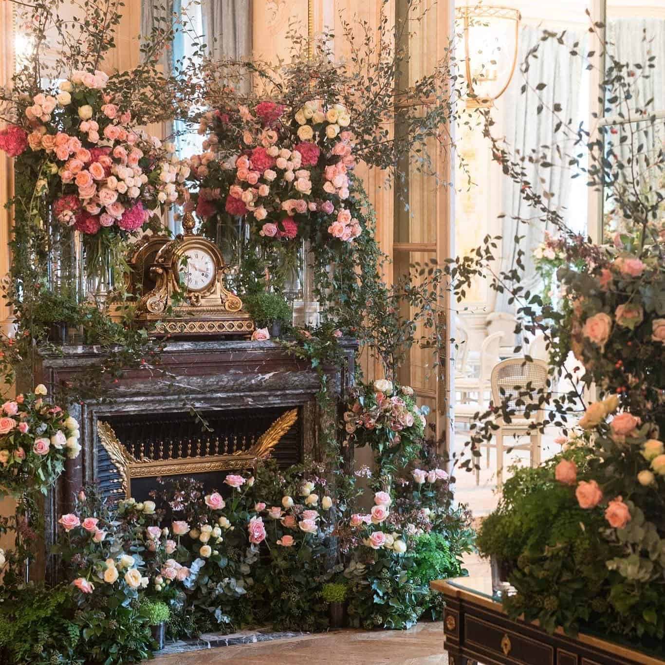Buying Flowers in Paris