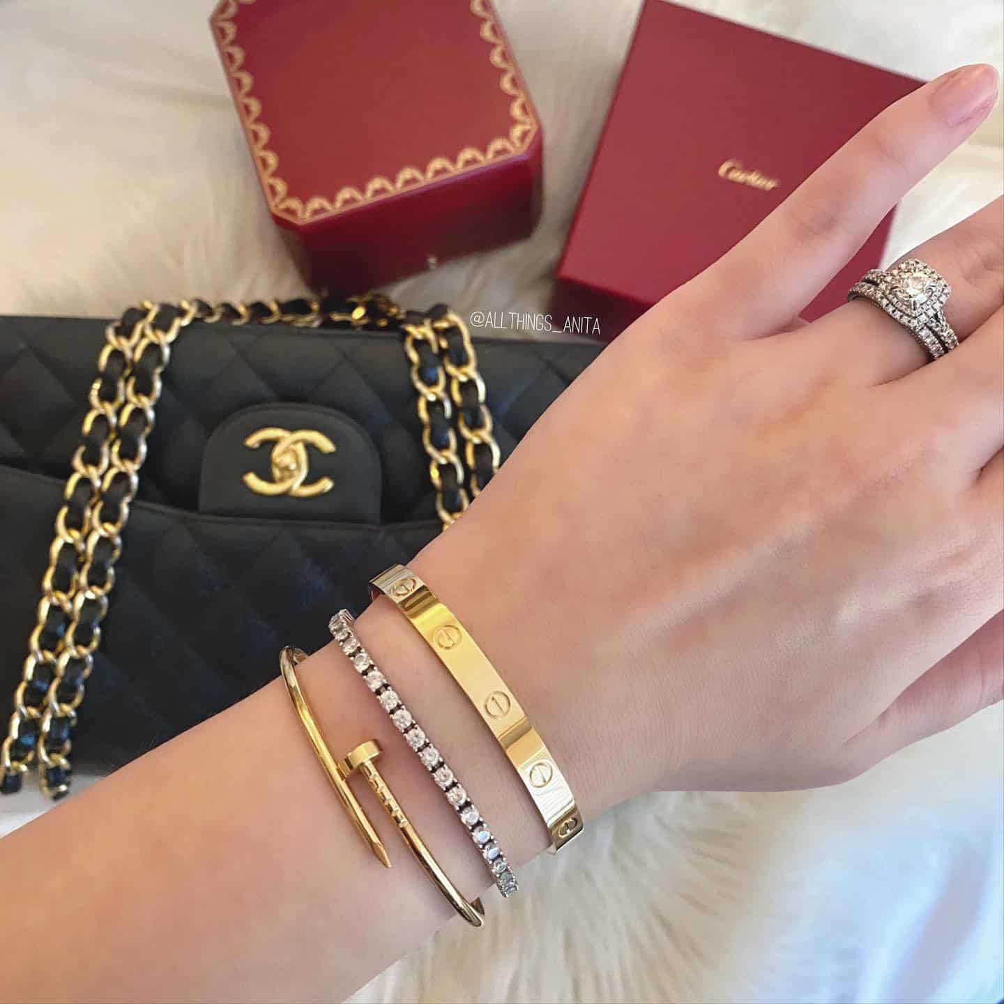 Pros of owning a Cartier Love bracelet