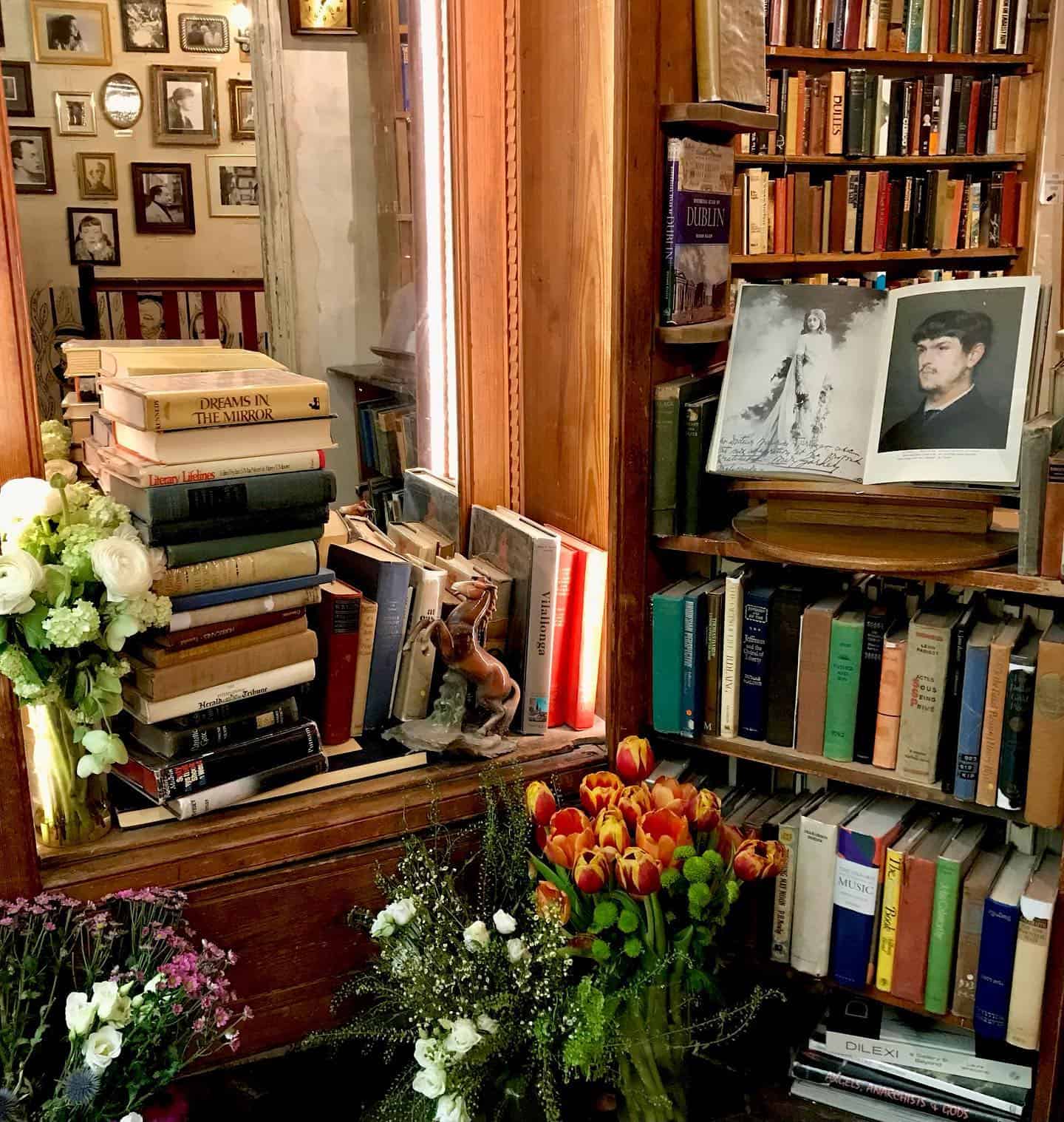 English bookshops in Paris