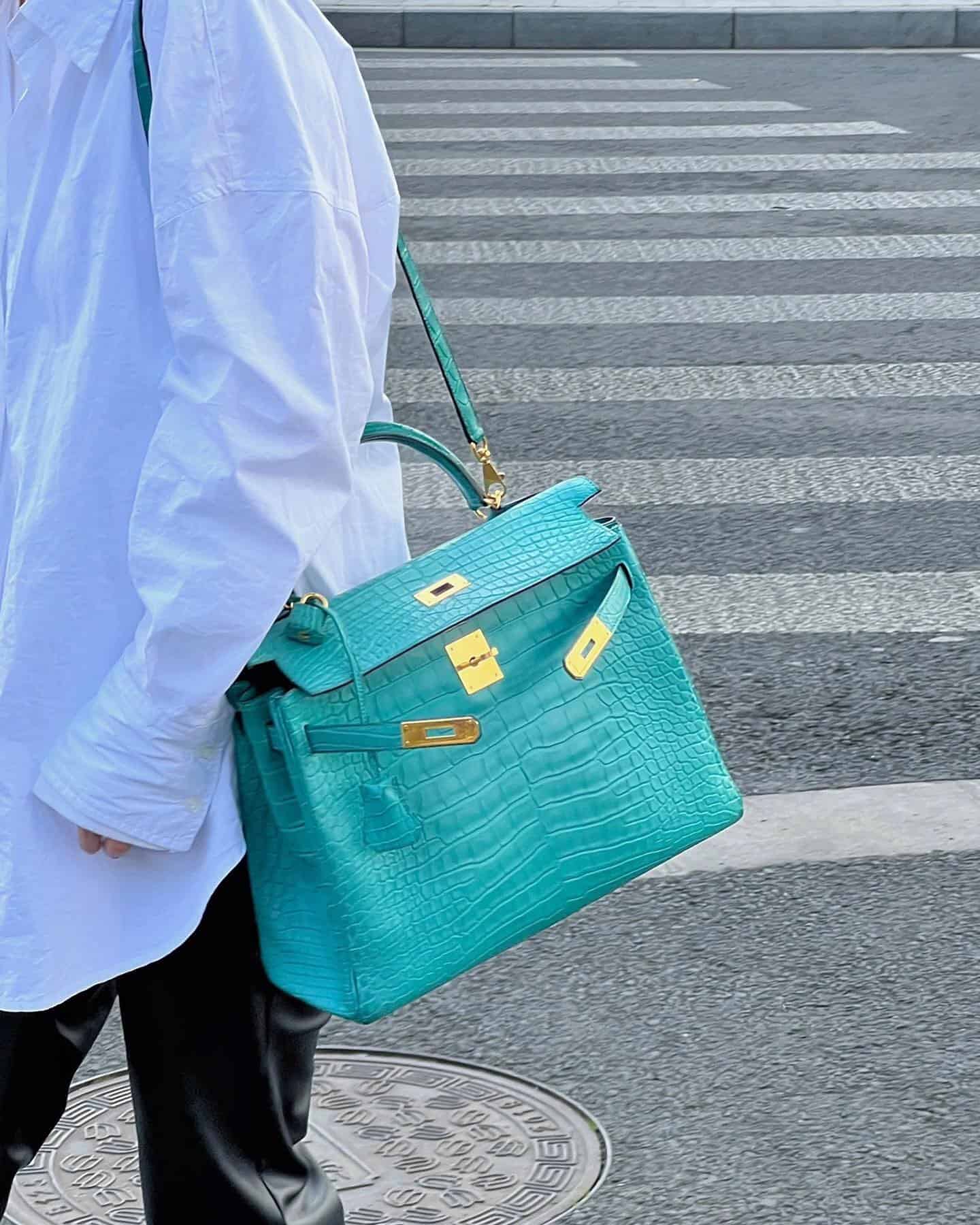 Luxury handbag for Mom